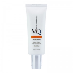 کرم ضد آفتاب بی‌رنگ ام کیو SPF 50 مدل Invisible مناسب پوست چرب