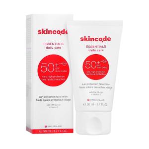 ضد آفتاب بی‌رنگ فاقد چربی +SPF50 اسکین کد